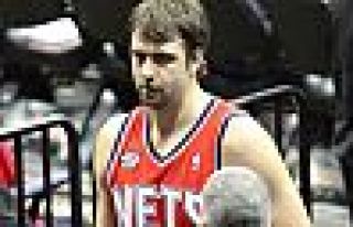 Mehmet Okur serbest kaldı