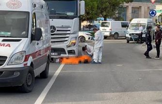 Arnavutköy'de kamyonun altında kalan kadın öldü